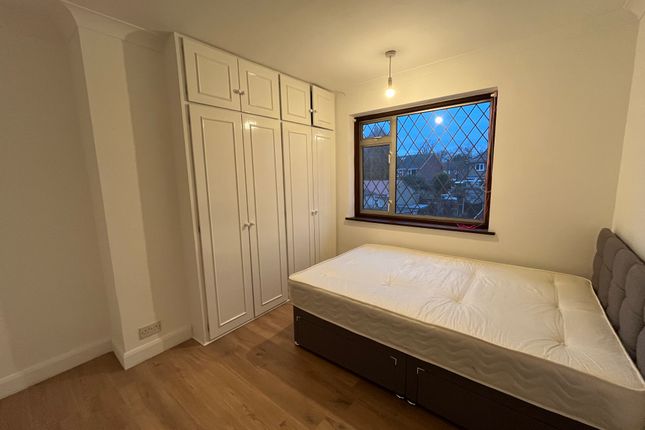 Thumbnail Room to rent in Hughenden Gardens, London