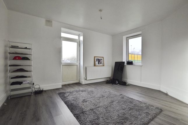33, Milner Road, London photo 2