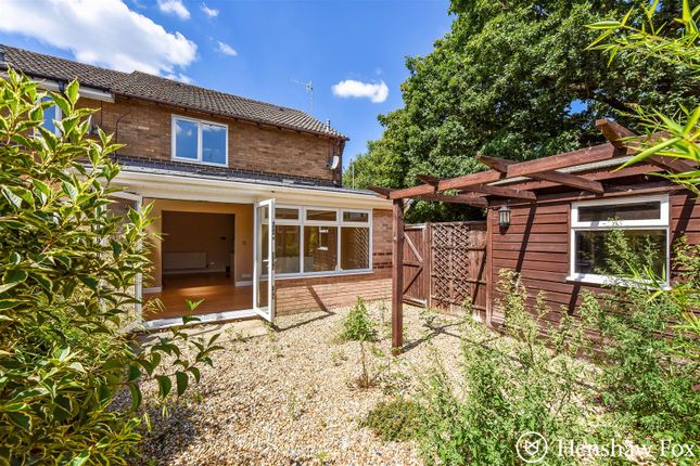 45, Tides Way, Marchwood Southampton photo 2