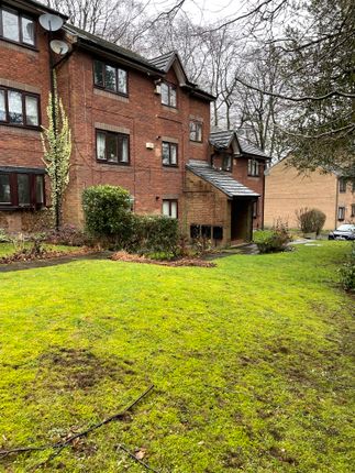 Flat to rent in Crescent Avenue, Manchester