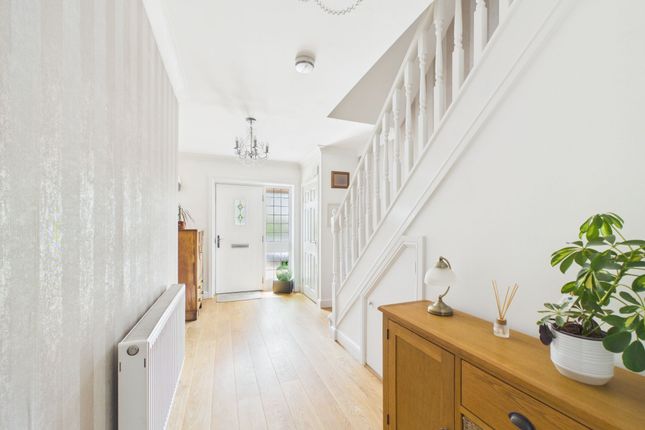261 Chesterfield Road, Matlock photo 2