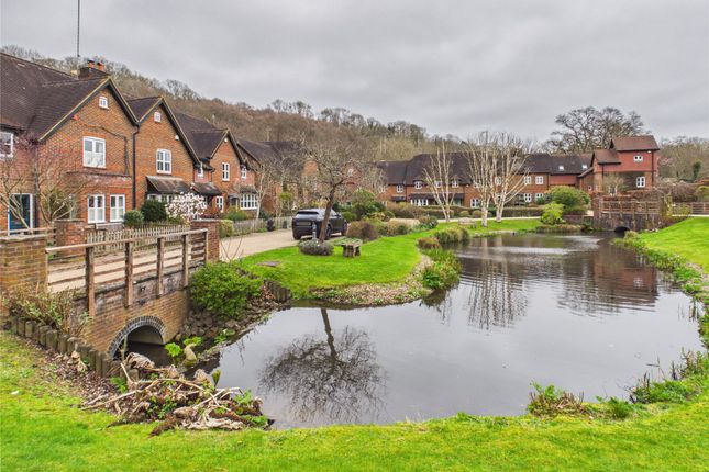 3-bed house on 11, Mill Reach, Albury, £749,950