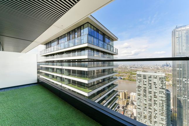 Studio to rent in Bagshaw Building, Wardian, Canary Wharf