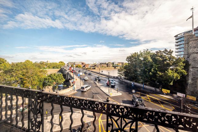 Putney High Street, Putney photo 4