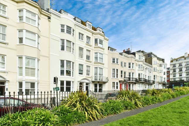 Flat for sale in New Steine, Brighton