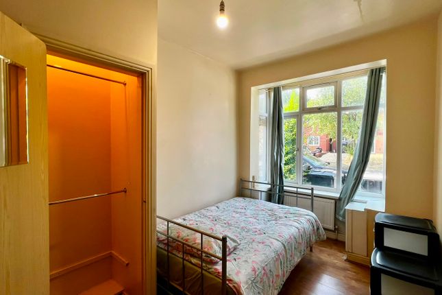1-bed house on 95, Heeley Road, Birmingham, £43/mo