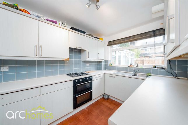 7, Crombouke Drive, Leigh photo 3