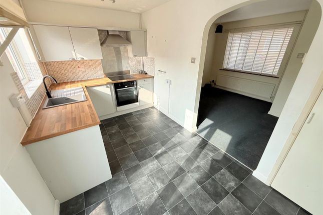 11, Pyke Court, Great Yarmouth photo 3