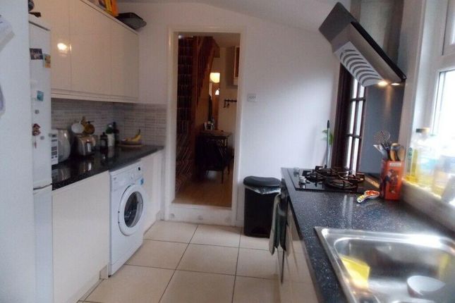 Terraced house to rent in Fountain Road, London