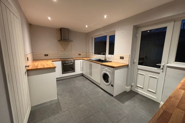 Lovely Two Bedroom Mid Town House In Markfield