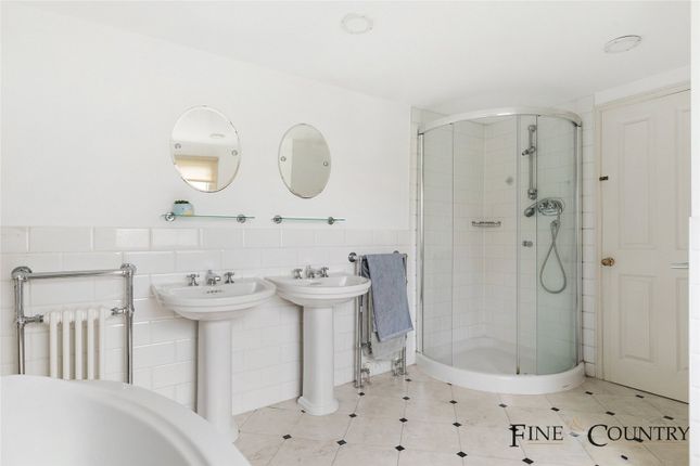 Flat for sale in Iverson Road, London