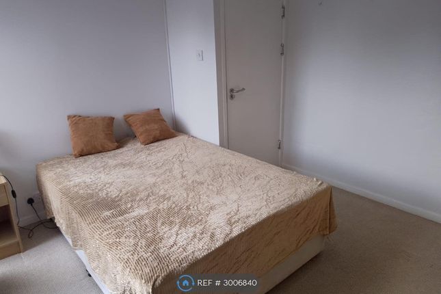Hopmeadow Court, Northampton photo 2