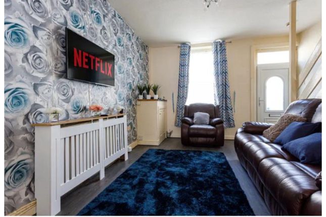 Terraced house to rent in Granby Street, Burnley