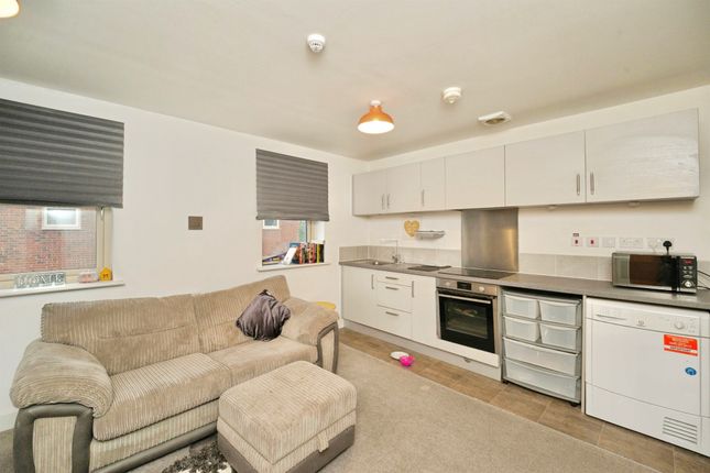 50, Cardwell Road, Leeds photo 4