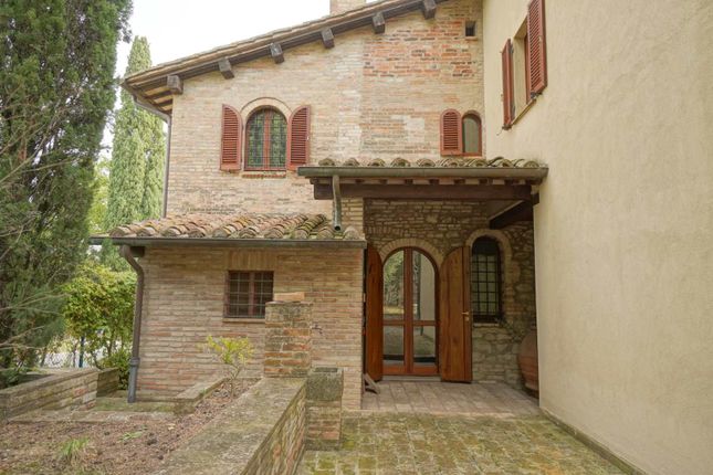 Farmhouse for sale in Via Montevilen N7, Perugia (Town), Perugia, Umbria, Italy