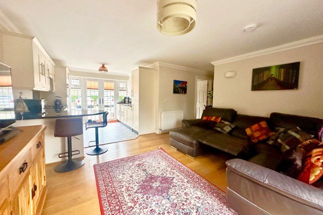 Flat for sale in Bowes Hill, Rowland's Castle