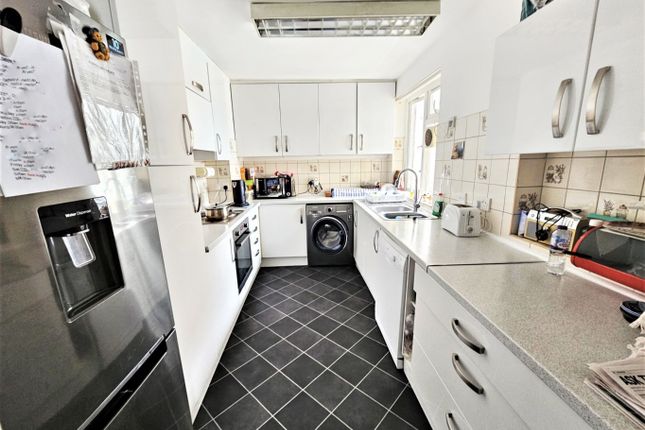 Flat for sale in Windermere Hall, Stonegrove, Edgware