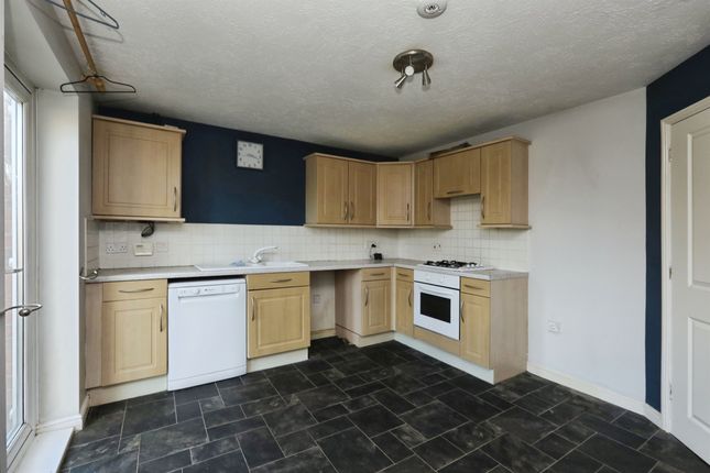 7, St. Pancras Close, Sheffield photo 2
