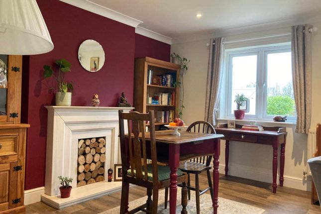 87, Beechwood Drive, Camelford photo 2