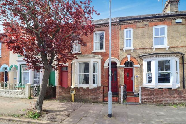 Terraced house for sale in Howbury Street, Bedford