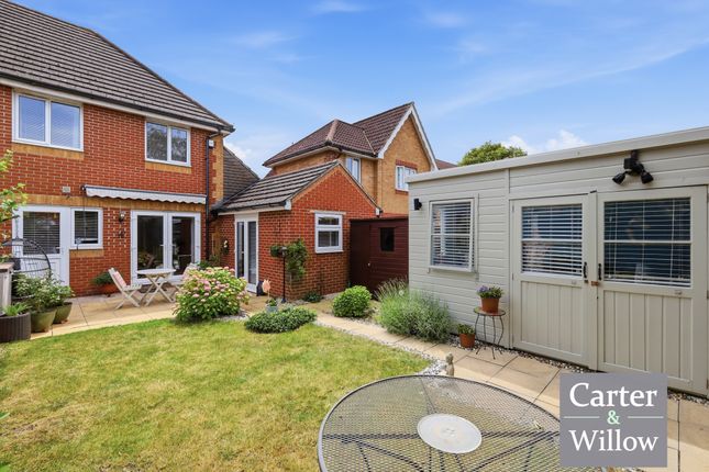 60, Foxglove Road , Rush Green  photo 2