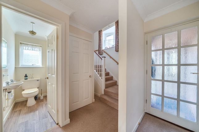 19, Charnock Close, Lymington photo 4