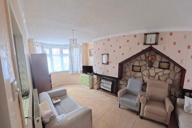 14, Selworthy Road, Coventry photo 4