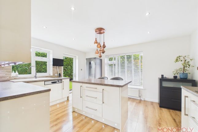 7, Greenway, Farndon photo 2