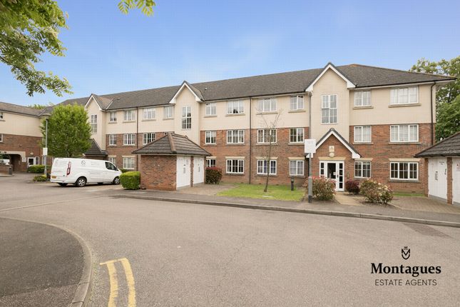 Flat for sale in Addison Court, Epping