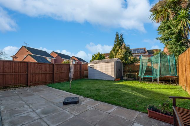 12 Mitchell Close, St. Mellons, South Glamorgan photo 2