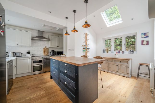 39, Marley Combe Road, Haslemere, GU27 photo 2