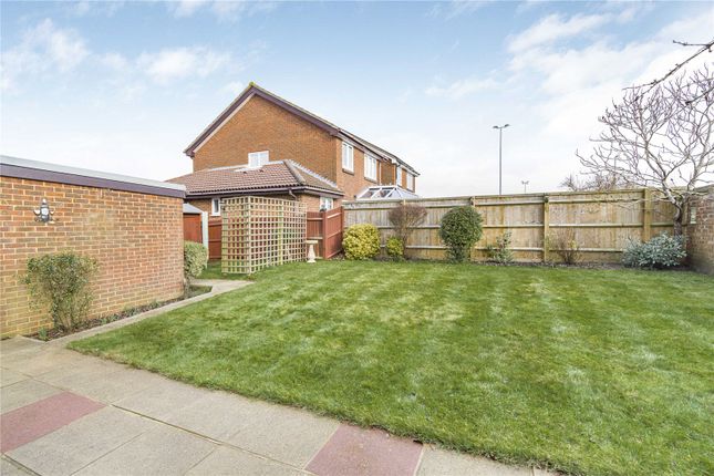 Detached house for sale in Vane Road, Thame, Oxfordshire