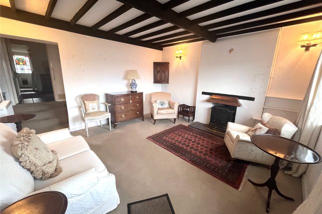 18, Front Street, Pembrokeshire photo 3