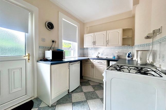 38, Crow Wood Road, Glasgow photo 3