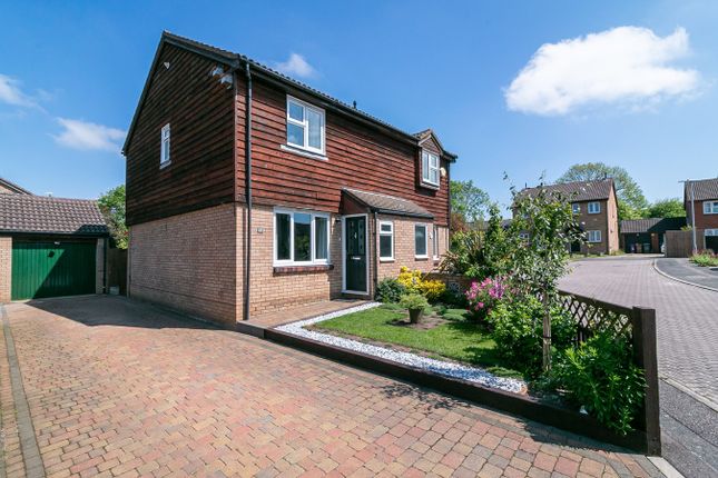 Thumbnail Semi-detached house for sale in Swift Close, Letchworth Garden City
