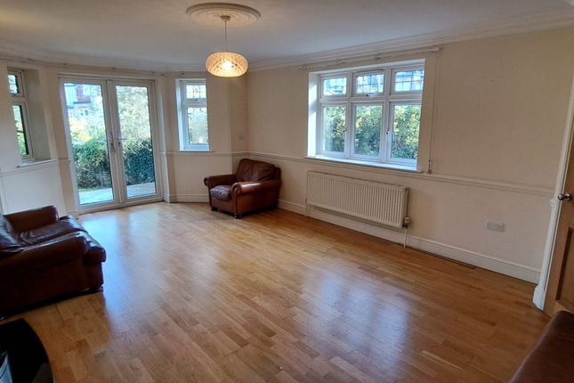 1, Clifton Road, Alexandra Palace photo 3