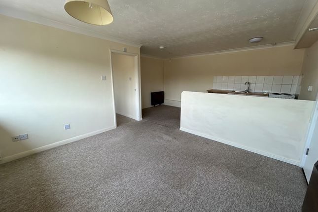 80, Waterside, Hythe photo 2