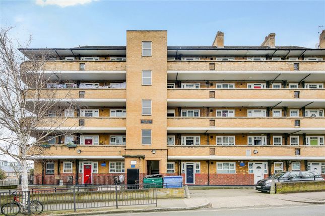 Thumbnail Flat for sale in Deloraine House, Tanners Hill, London