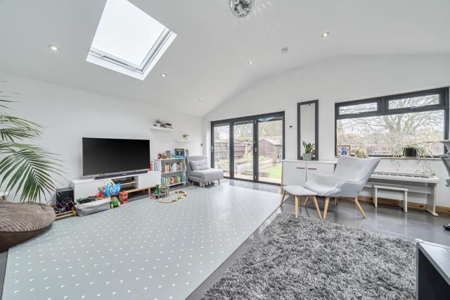 33, Hardwick Avenue, Kidlington photo 4
