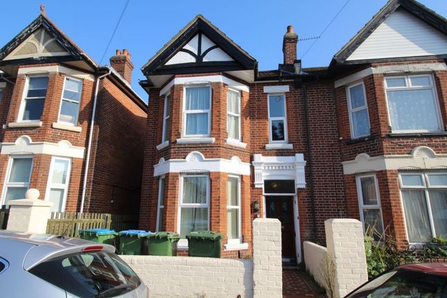 7 bed property to rent in Cedar Road, Southampton