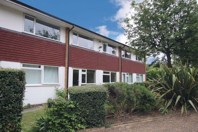 Thumbnail Flat for sale in Lewins Road, Epsom