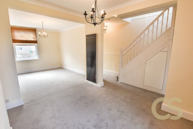 37 Eleanor Road, Waltham Cross, Hertfordshire photo 5