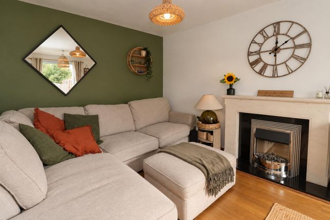 33, Myrtle Way, Brough photo 3