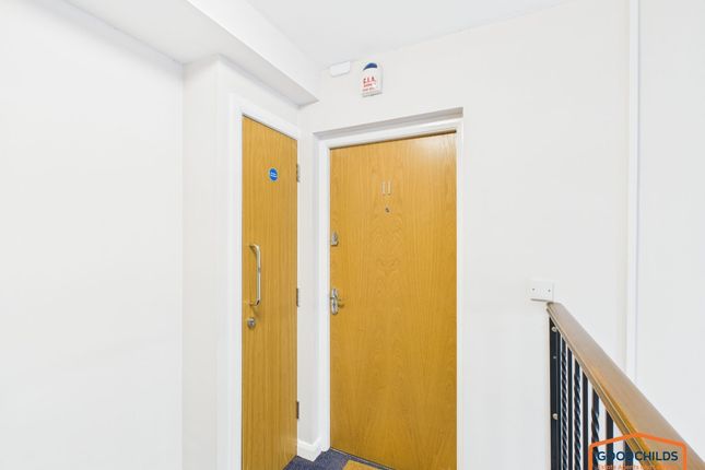 11 Lapwing Close, Walsall photo 4