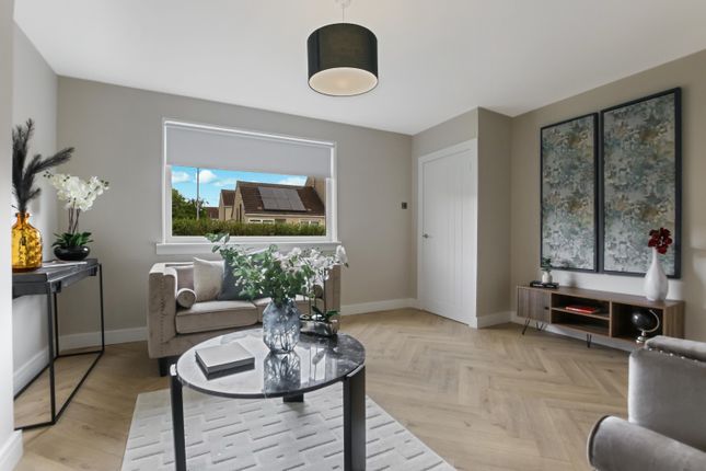 105, West End Drive, Bellshill photo 3