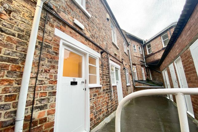 Property to rent in Feasegate, York