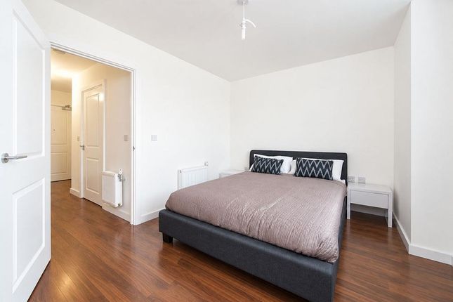 First Floor Flat, 21, Bulstrode Street, London photo 3