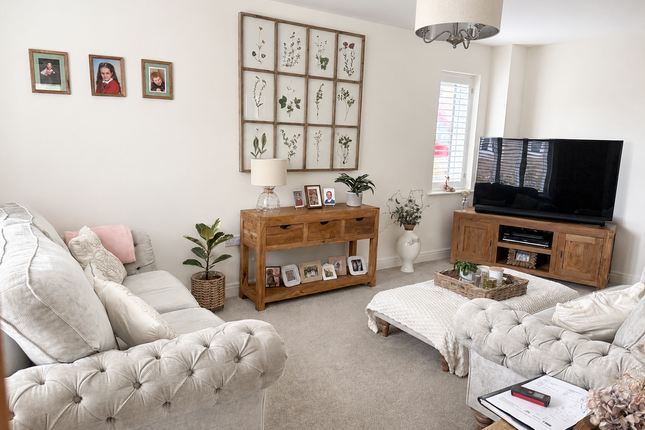 2, Brimstone Road, Somerset photo 4