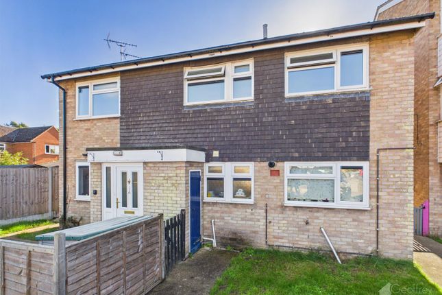 2-bed flat on Wagon Mead, Bishop's Stortford, £1,450/mo