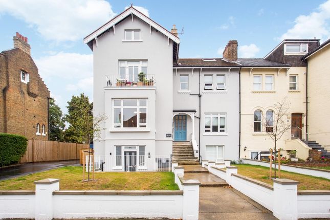 Thumbnail Flat to rent in Gloucester Road, Teddington